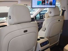 Li Auto i8 Standard Edition - ფოტო 11