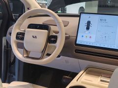 Li Auto i8 Standard Edition - ფოტო 13