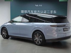 Li Auto i8 Standard Edition - ფოტო 5