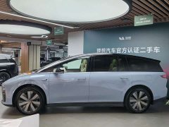Li Auto i8 Standard Edition - ფოტო 7