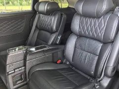 Honda Elysion 2.0L Hybrid Luxury - ფოტო 8