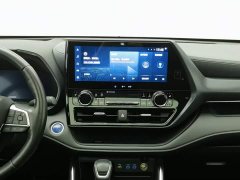 Toyota Crown Venza 2.5L HEV AWD Premier - ფოტო 12