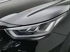Toyota Crown Venza 2.5L HEV AWD Premier - ფოტო 7