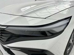 Hyundai Elantra 1.5L CVT Luxury - ფოტო 11