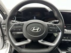 Hyundai Elantra 1.5L CVT Luxury - ფოტო 17