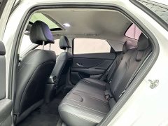 Hyundai Elantra 1.5L CVT Luxury - ფოტო 5