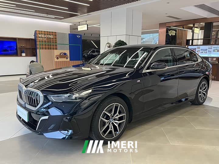 BMW i5 eDrive 35L M Sport Package - ავტომობილი ჩინეთიდან