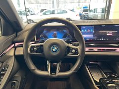 BMW i5 eDrive 35L M Sport Package - ფოტო 11