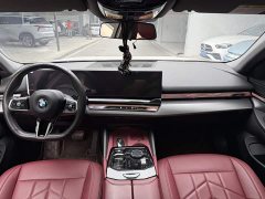 BMW 5 Series 525Li M Sport Package - ფოტო 6