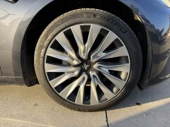 Tesla Model 3 Rear-Wheel Drive - ფოტო 17