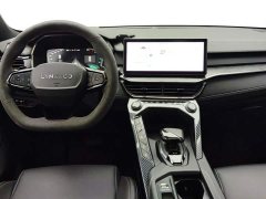 Lynk & Co 06 Remix 1.5T Sport Pro - ფოტო 12