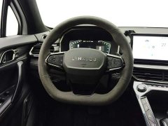 Lynk & Co 06 Remix 1.5T Sport Pro - ფოტო 15