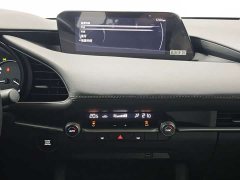 Mazda 3 Axela 1.5L Automatic Quality Edition - ფოტო 11