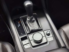 Mazda 3 Axela 1.5L Automatic Quality Edition - ფოტო 13