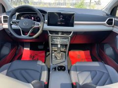 Volkswagen Touareg 300TSI Two-Wheel Drive Full Moon Edition - ფოტო 9