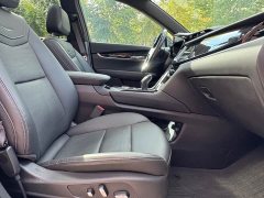 Cadillac XT6 2.0T Six-Seat AWD Luxury Executive Classic Edition - ფოტო 18