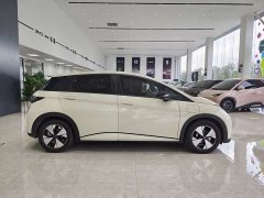 BYD Dolphin 420km Fashion Edition - ფოტო 4