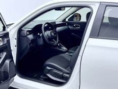 Honda Vezel 1.5L CVT Elite - ფოტო 17