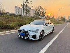 Audi A3 Facelift A3L Limousine 35 TFSI Fashion Sport - ფოტო 1