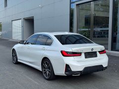 BMW 3 Series 325Li M Sport Package - ფოტო 18