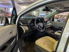 Toyota Sienna 2.5L Hybrid Comfort Edition - ფოტო 4
