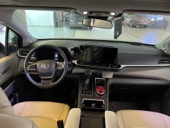 Toyota Sienna 2.5L Hybrid Comfort Edition - ფოტო 6