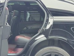 Land Rover Range Rover Sport 400PS Dynamic SE - ფოტო 9