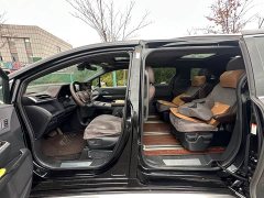 Toyota Gravia 2.5L Hybrid Prestige Plus AWD - ფოტო 4