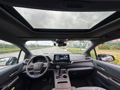Toyota Gravia 2.5L Hybrid Prestige Plus AWD - ფოტო 5
