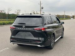 Toyota Gravia 2.5L Hybrid Prestige Plus AWD - ფოტო 7