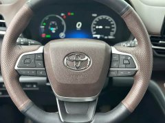 Toyota Gravia 2.5L Hybrid Prestige Plus AWD - ფოტო 9