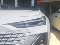 Changan UNI-V 1.5T Premium - ფოტო 5