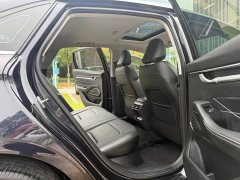 Geely Emgrand 4th Generation Champion Edition 1.5L CVT Luxury - ფოტო 13