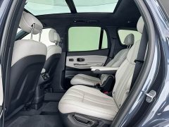 NIO ES8 415KM Signature Edition Six-Seater - ფოტო 9