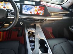 Changan Oushang Z6 Blue Whale 1.5T DCT Smart Comfort Edition - ფოტო 8