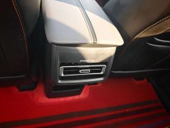 Changan Oushang Z6 Blue Whale 1.5T DCT Smart Comfort Edition - ფოტო 9