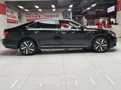 Volkswagen Passat 330TSI Elite - ფოტო 9