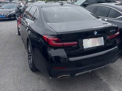 BMW 5 Series 525Li M Sport Package - ფოტო 9