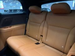 Li Auto i8 Standard Edition - ფოტო 14