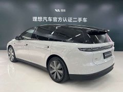 Li Auto i8 Standard Edition - ფოტო 19