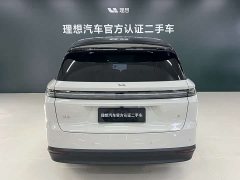 Li Auto i8 Standard Edition - ფოტო 20