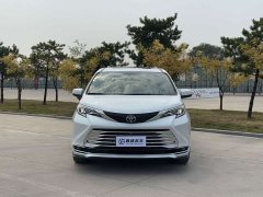 Toyota Sienna 2.5L Hybrid Platinum Edition - ფოტო 2