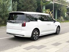 Zeekr 009 Six-Seat Executive AWD 108kWh - ფოტო 4