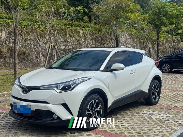 Toyota C-HR 2.0L Leading Edition - ავტომობილი ჩინეთიდან