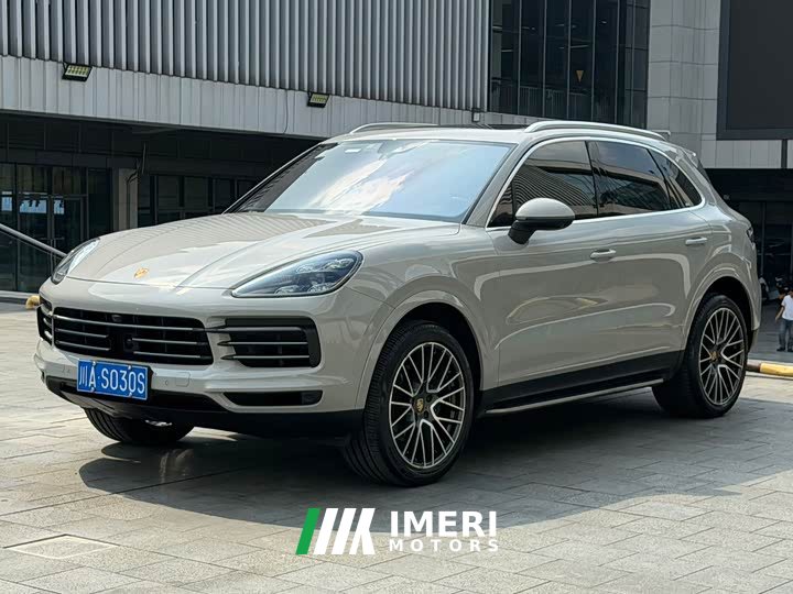 Porsche Cayenne 3.0T Platinum Edition