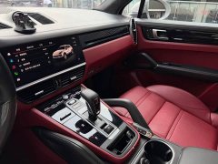 Porsche Cayenne 3.0T Platinum Edition - ფოტო 14