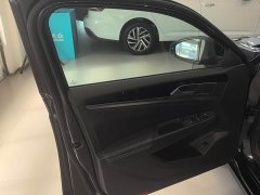 Volkswagen Passat Outstanding Edition 380TSI Dragon Prestige - ფოტო 9