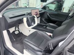 Tesla Model Y Long Range All-Wheel Drive Launch Edition - ფოტო 6