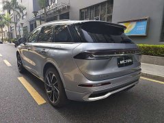 Lincoln Adventurer 2.0T AWD Prestige - ფოტო 10