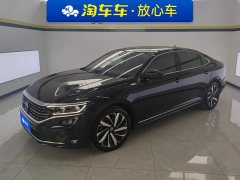 Volkswagen Passat 380TSI Luxury - ფოტო 1